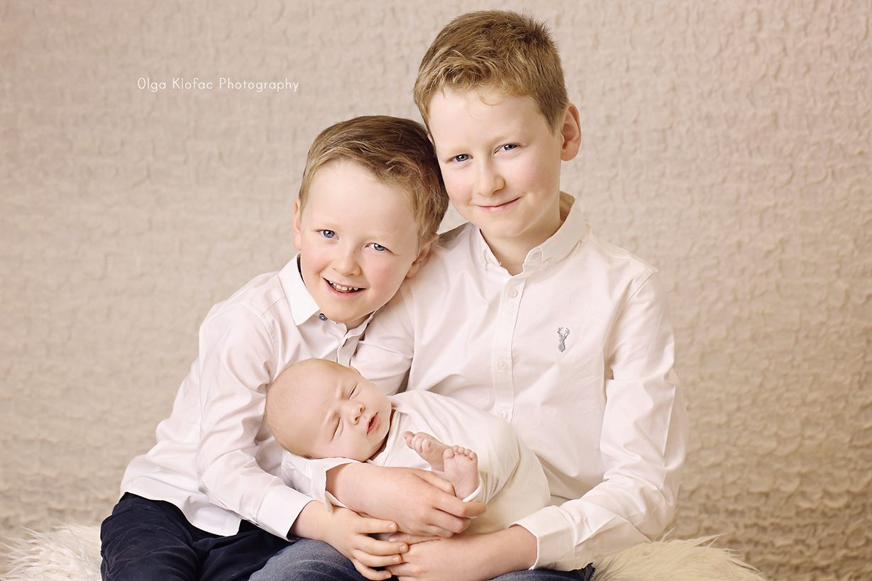 family photo of three brothers taken by Olga Klofac professional family photographer Roscommon