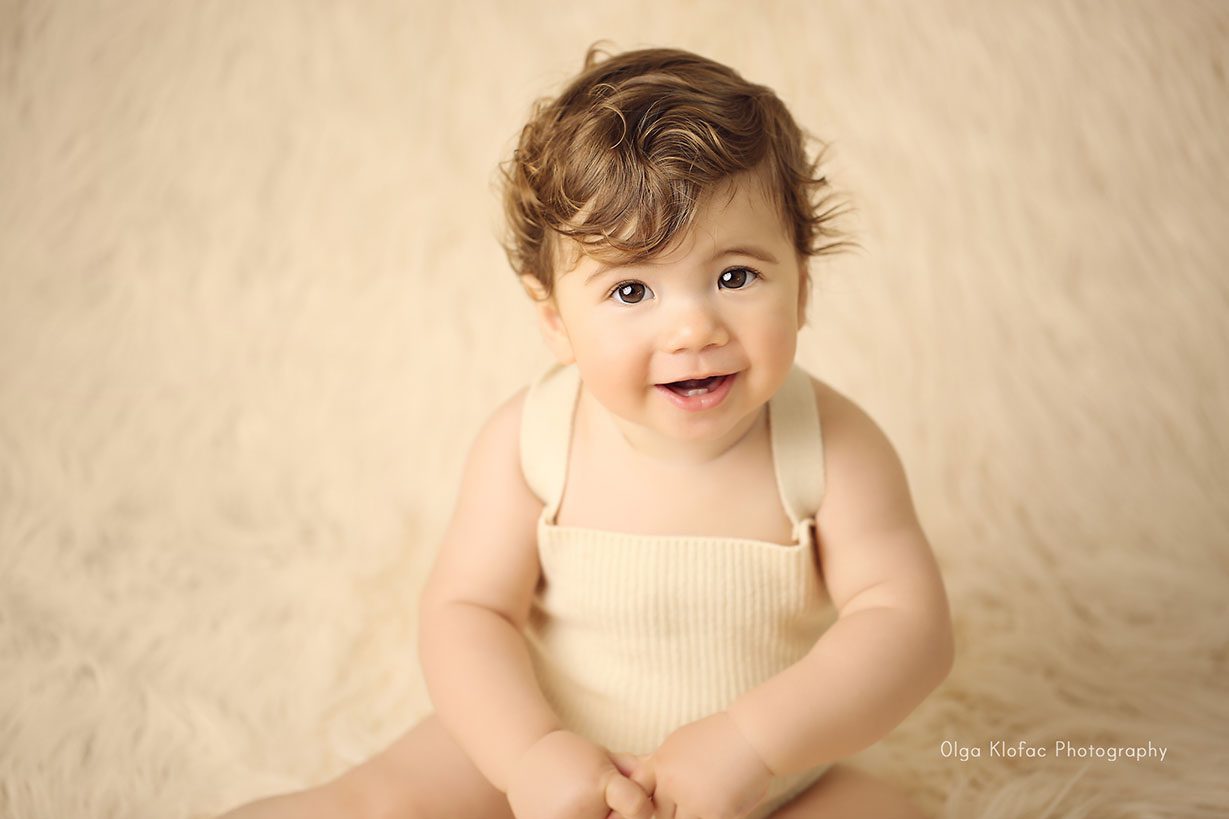 beautiful portrait of a 9-month-old baby boy by Mayo Photographer